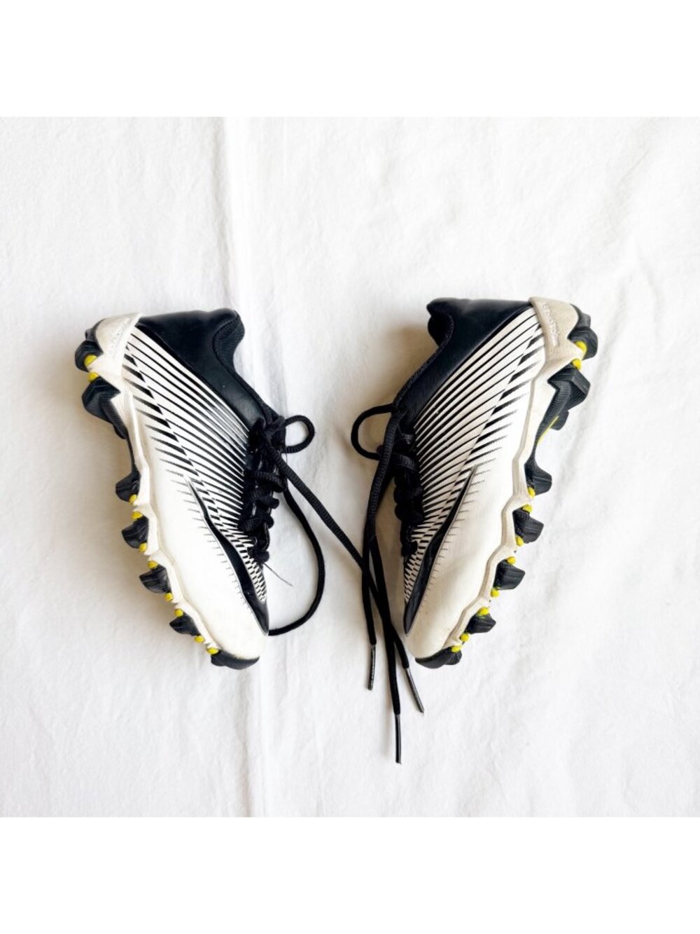 Nike Vapor Shark 2 Football Cleats 833388-102 Black White Youth 12C